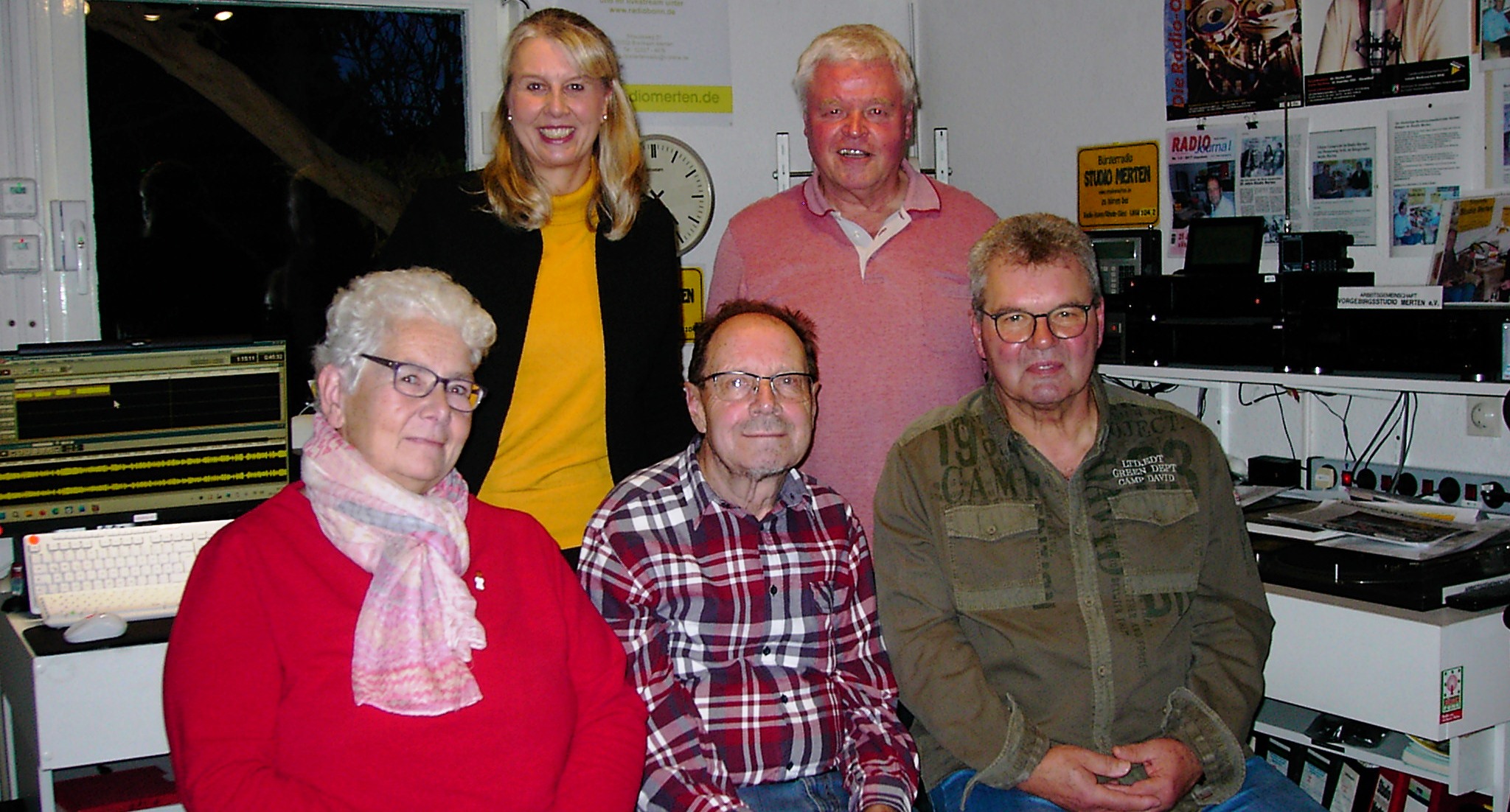 v. l. vorne: Gabriele Eusterholz, Otto Ganser, Günter Dumjahn,  hinten: Sabine Hübel und Dietmar Ballner